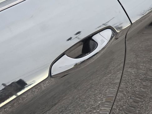 Used 2015 Ford Mustang Premium image 30