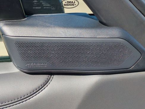 New 2025 Land Rover Range Rover Long Wheelbase SE image 31