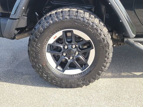 Used 2022 Jeep Wrangler Rubicon w/ Steel Bumper Group AWD/4WD image 6