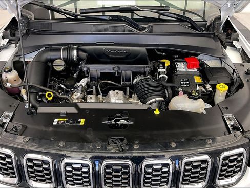 Used 2024 Jeep Compass Limited AWD/4WD image 9