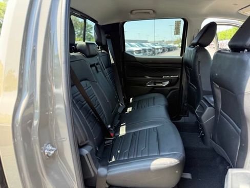 New 2026 Ford Ranger Lariat w/ Black Appearance Package AWD/4WD image 18