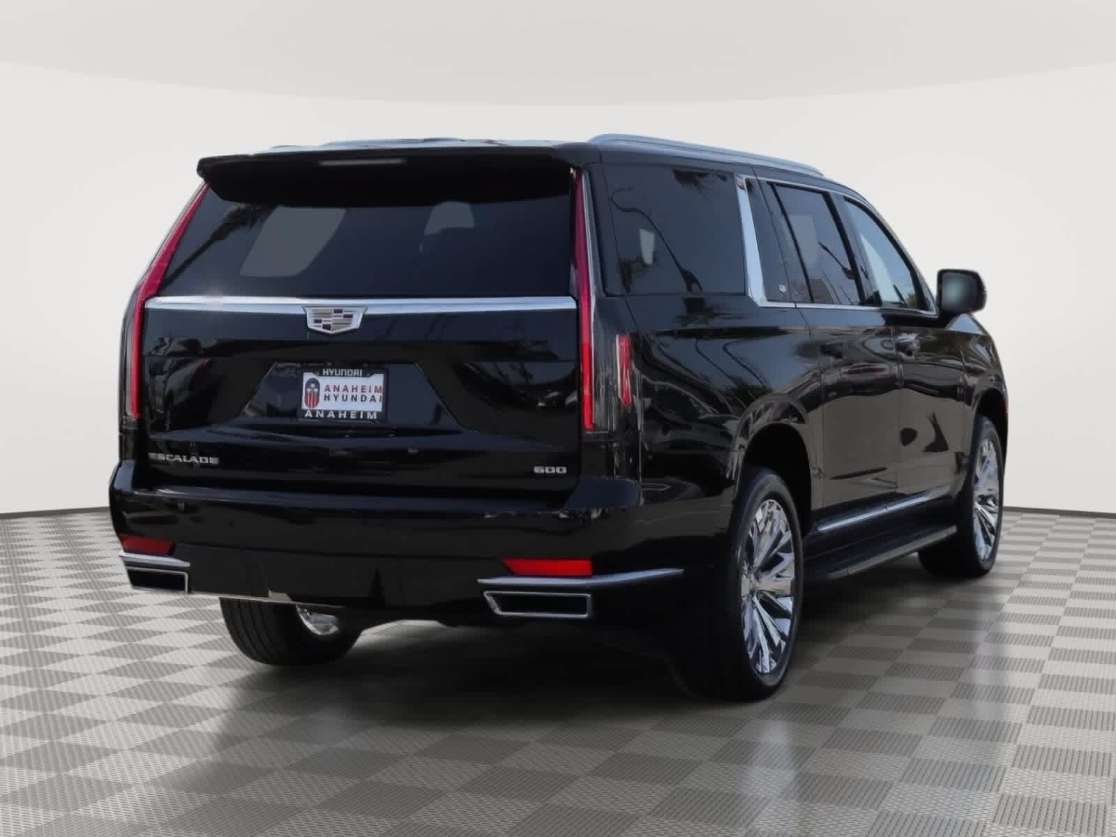 Used 2023 Cadillac Escalade ESV Premium Luxury Platinum AWD/4WD image 7