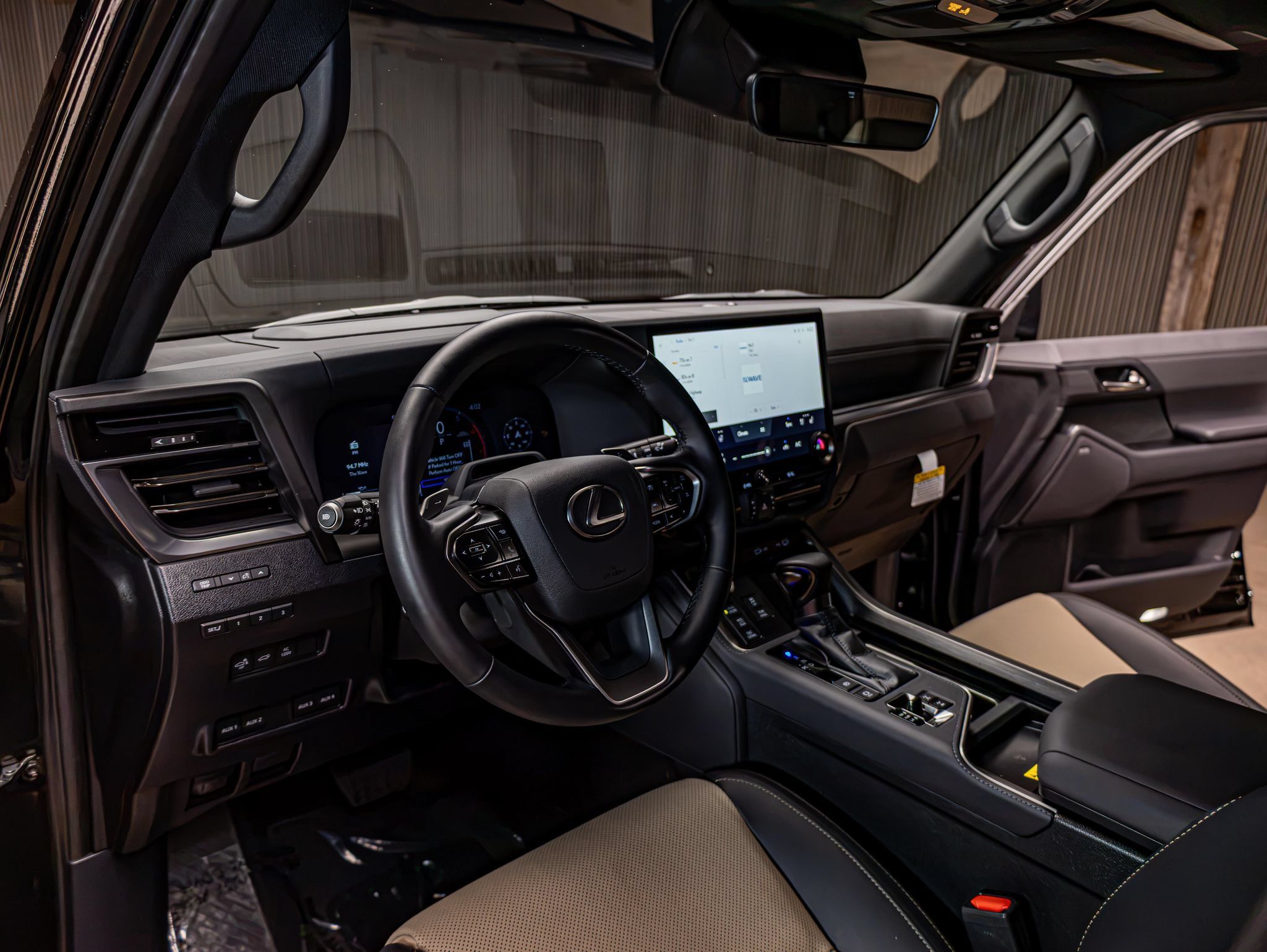 Used 2026 Lexus GX 550 AWD/4WD image 14