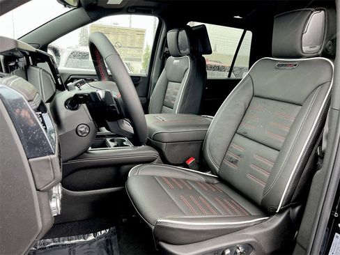 New 2026 GMC Yukon AT4 Ultimate image 17