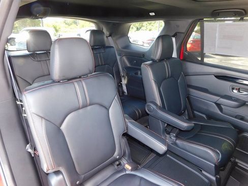 New 2025 Honda Pilot TrailSport image 29