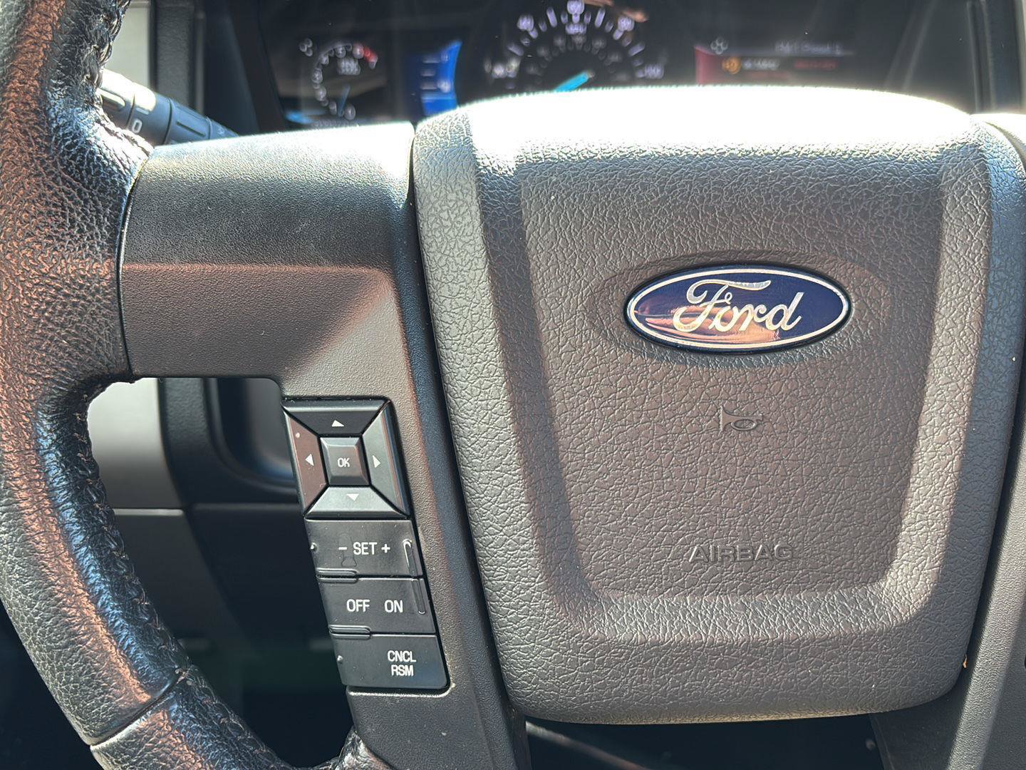 Used 2017 Ford Expedition EL XLT w/ Equipment Group 202A AWD/4WD image 18