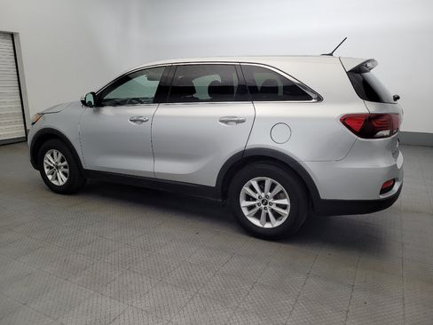 Used 2020 Kia Sorento FWD V6 image 3