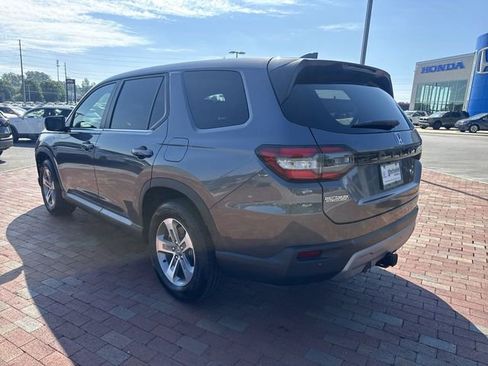 Certified 2025 Honda Pilot EX-L image 34