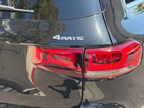 Used 2020 Mercedes-Benz GLB 250 4MATIC image 26