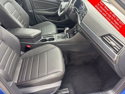 Used 2024 Volkswagen Jetta SE image 12