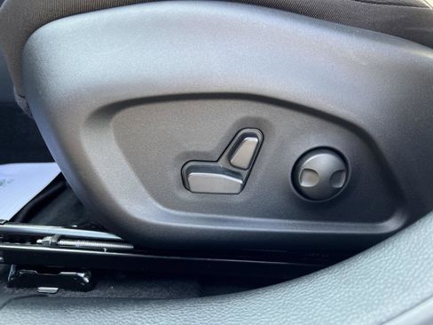 New 2026 Jeep Compass Limited w/ Sun, Sound & Navigation Group image 20