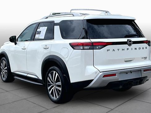 Used 2022 Nissan Pathfinder Platinum w/ Lighting Package (N93) AWD/4WD image 12