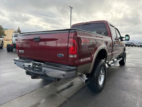 Used 2006 Ford F350 Lariat image 9