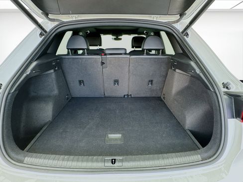 Used 2021 Audi Q3 2.0T Premium w/ Convenience Package image 17