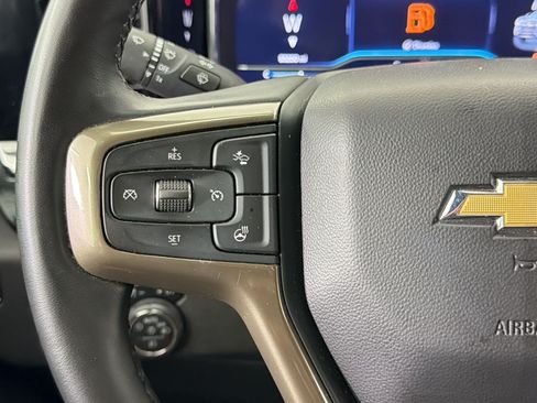 Used 2024 Chevrolet Silverado 2500 High Country w/ High Country Premium Package AWD/4WD image 18