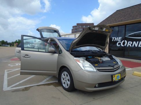 Used 2004 Toyota Prius FWD image 20