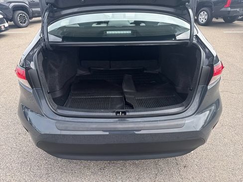Used 2025 Toyota Corolla LE FWD image 39
