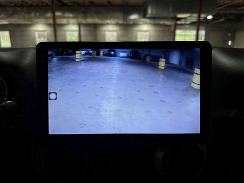 Used 2014 Jeep Wrangler Sport image 22