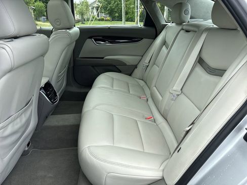 Used 2016 Cadillac XTS Platinum FWD image 27