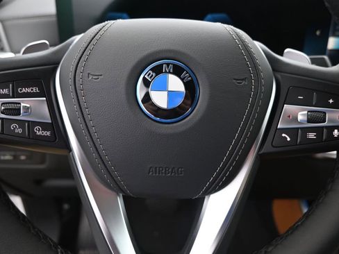New 2026 BMW X5 xDrive50e AWD/4WD image 14