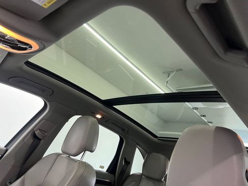 Used 2014 Porsche Cayenne S image 12