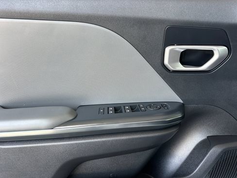 Certified 2025 Kia K4 FWD image 13