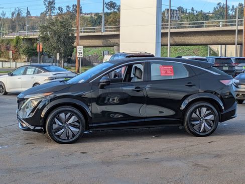 Certified 2024 Nissan Ariya FWD image 5