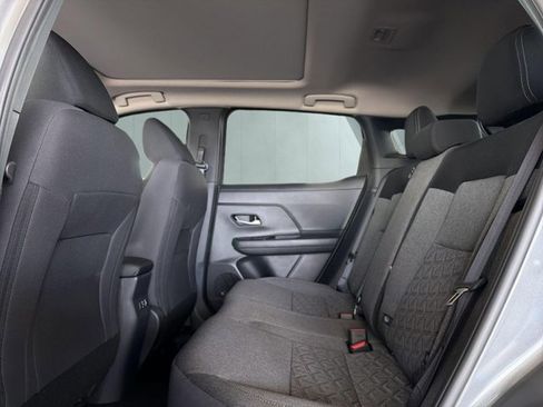 Used 2026 Nissan Kicks SV w/ SV Premium Package FWD image 11
