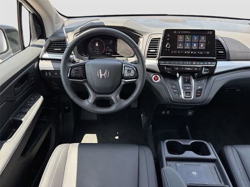 Certified 2026 Honda Odyssey EX-L image 26