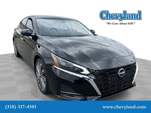 Used 2024 Nissan Altima 2.5 SL FWD image 1