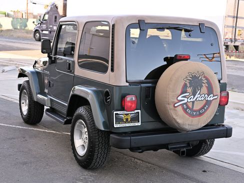 Used 2002 Jeep Wrangler Sahara AWD/4WD image 5