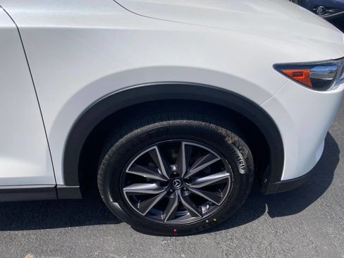 Used 2018 MAZDA CX-5 Touring w/ Preferred Equipment Package image 9