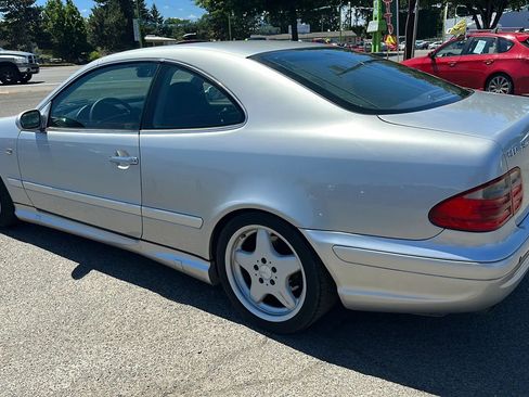 Used 1999 Mercedes-Benz CLK 430 Coupe image 5