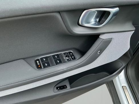 Used 2023 Polestar Polestar 2 w/ Pilot Pack image 12