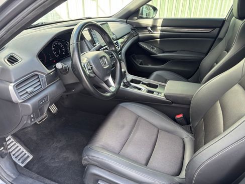 Used 2020 Honda Accord Sport image 16