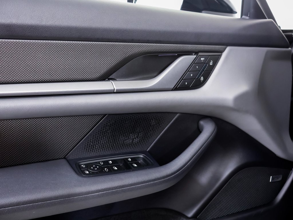 Certified 2024 Porsche Taycan Turbo S AWD/4WD image 20