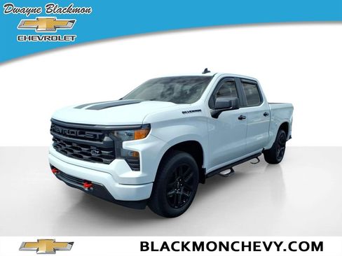 Used 2023 Chevrolet Silverado 1500 Custom w/ Rally Edition RWD image 7