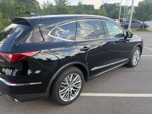 Used 2024 Acura MDX SH-AWD w/ Advance Package image 8