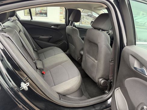 Used 2016 Chevrolet Cruze LT w/ Convenience Package image 21