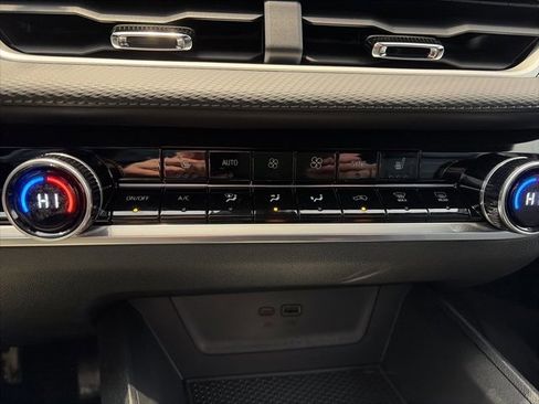 New 2026 Chevrolet Equinox LT w/ Convenience Package II image 20