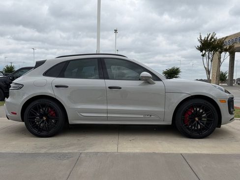 Used 2026 Porsche Macan GTS AWD/4WD image 19