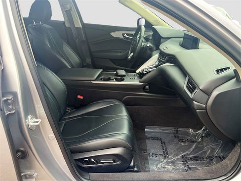Used 2023 Acura TLX w/ Technology Package image 29
