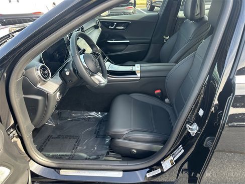 Certified 2025 Mercedes-Benz C 300 Sedan image 9