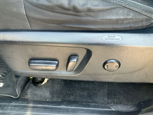 Used 2021 Toyota Tundra SR5 w/ SR5 Upgrade Package RWD image 13