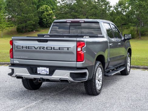 Used 2019 Chevrolet Silverado 1500 LTZ w/ LTZ Plus Package AWD/4WD image 6