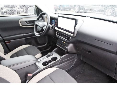 Used 2025 Ford Bronco Sport Big Bend w/ Convenience Package AWD/4WD image 29