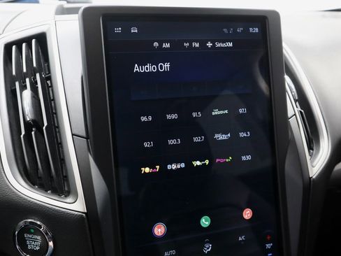 Certified 2024 Ford Edge SEL image 3