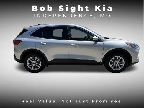 Used 2020 Ford Escape SE AWD/4WD image 16