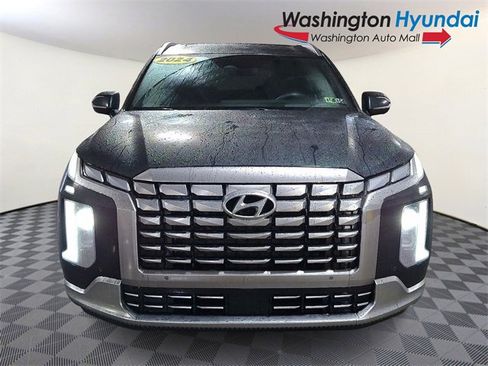 Used 2024 Hyundai Palisade Calligraphy image 2