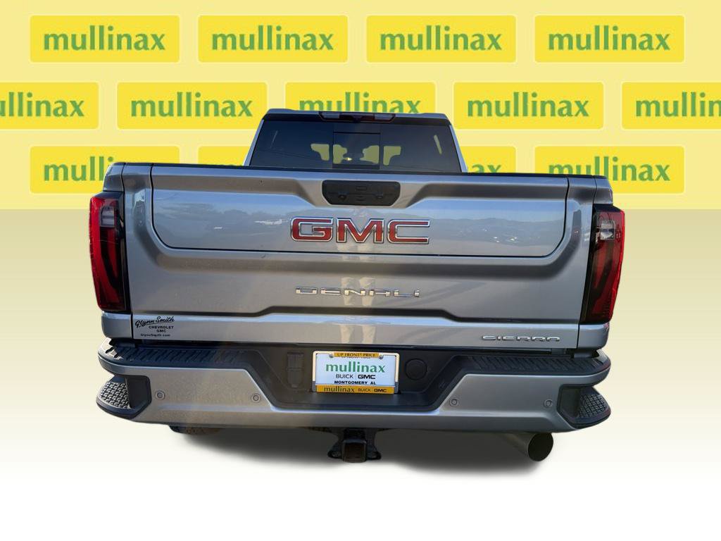 Used 2025 GMC Sierra 2500 Denali AWD/4WD image 5